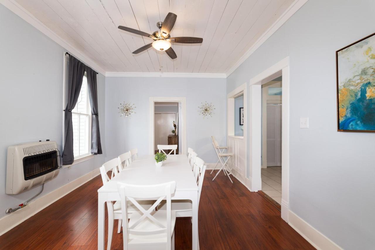 Beautiful Two-Story In Central Galveston, Short Walk To Beach, Near Downtown! | Seas The Breeze 빌라 외부 사진